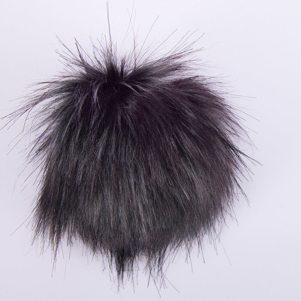 FURRY POMPONS