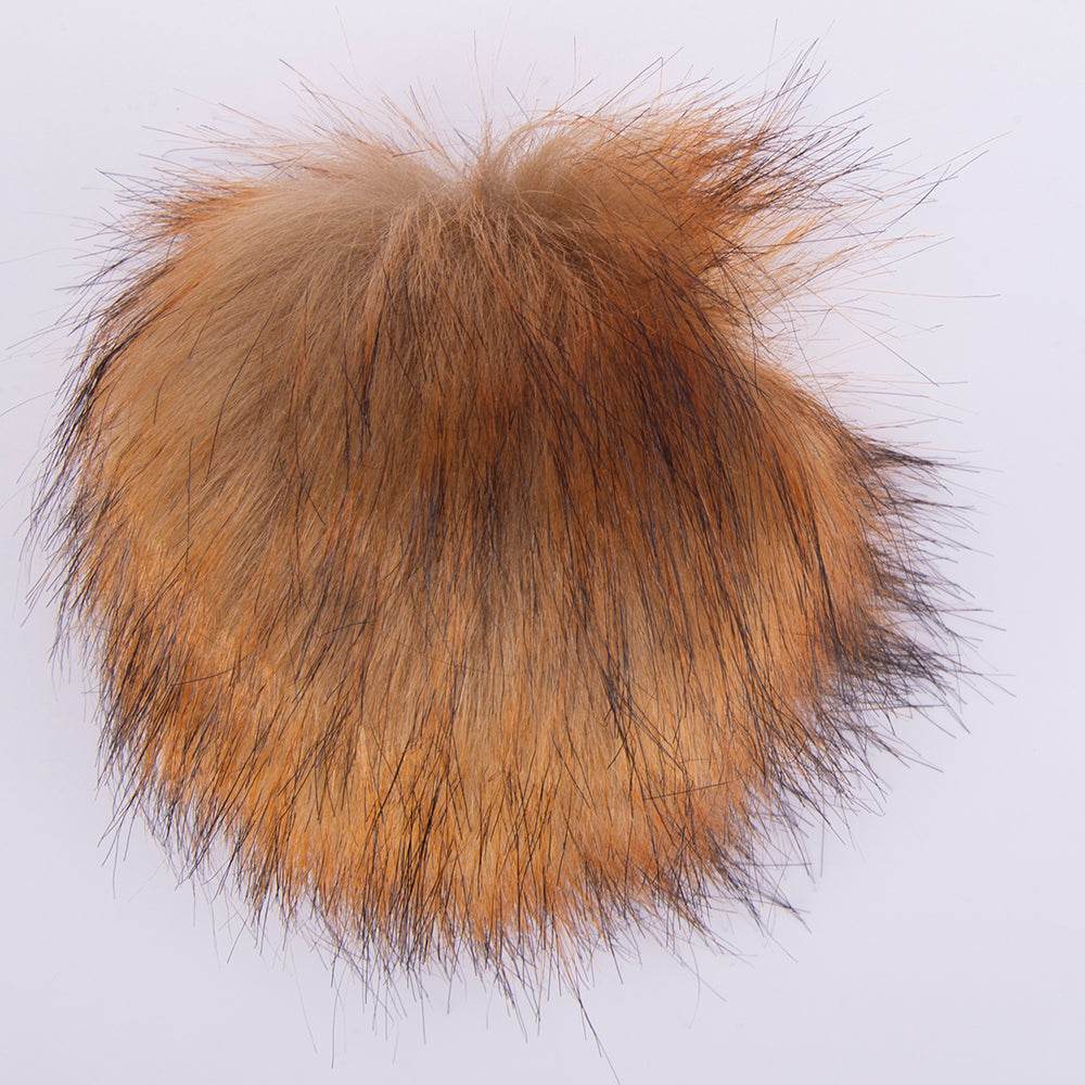 FURRY POMPONS