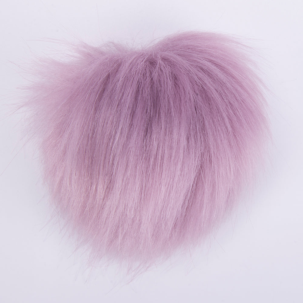 FURRY POMPONS