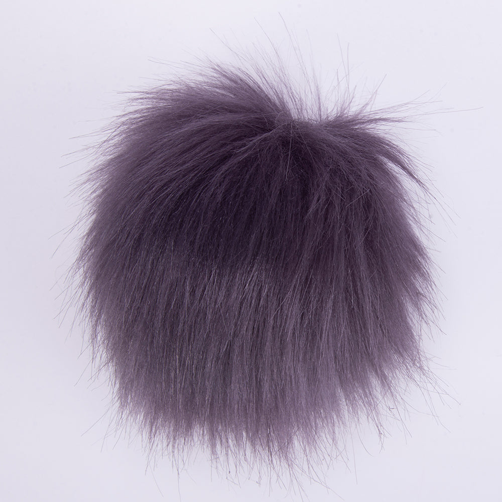 FURRY POMPONS