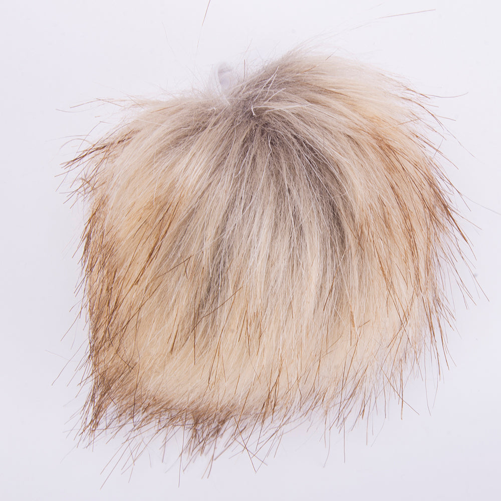 FURRY POMPONS