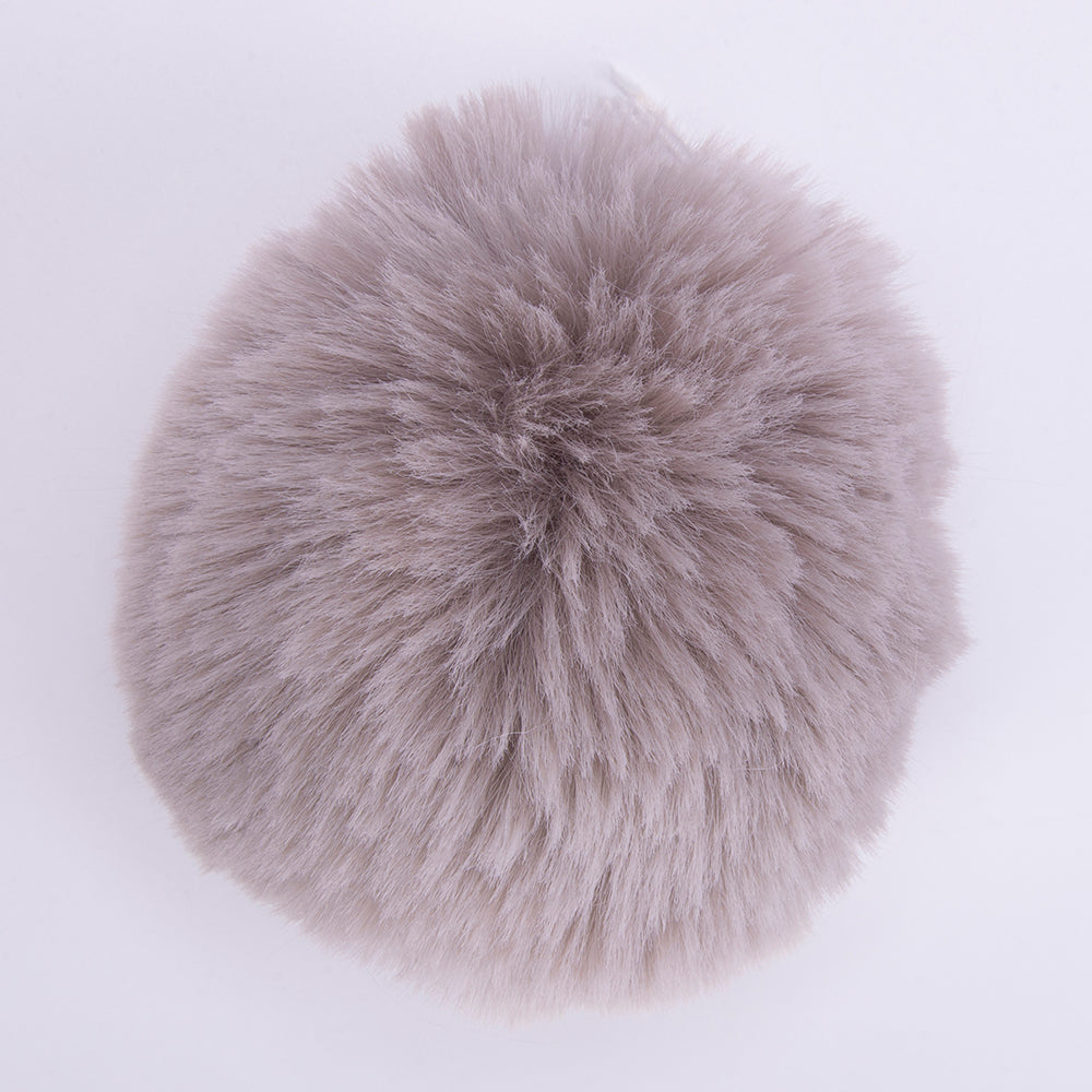 FURRY POMPONS