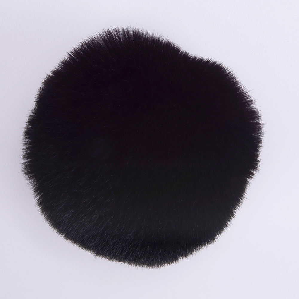 FURRY POMPONS